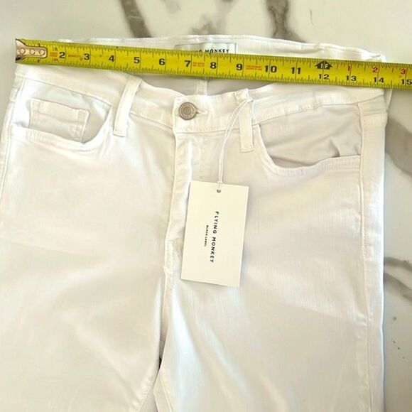 Buckle Jeans - Picture 11 of 16